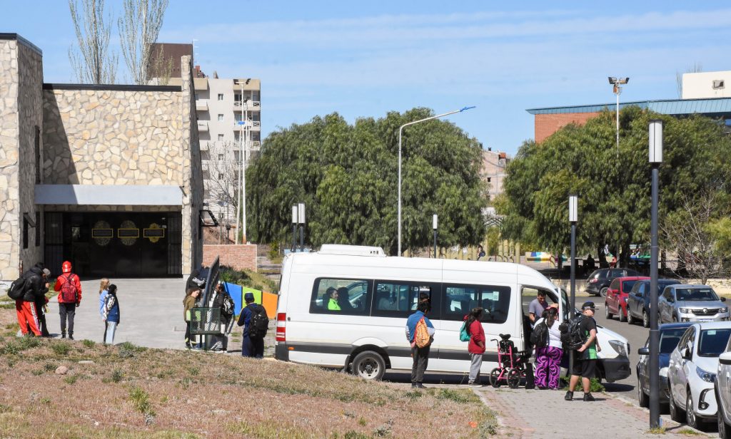 24-09- CPE _ Transporte Escuelas especial y laboral (1)