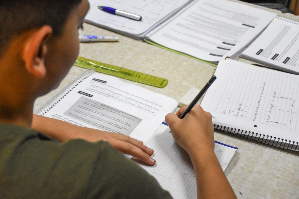 R. CONFLUENCIA -APOYO EDUCATIVO - Esc. N° 245 - Valentina- talleres de refuerzo escolar para ingresantes al secundario_ (19)